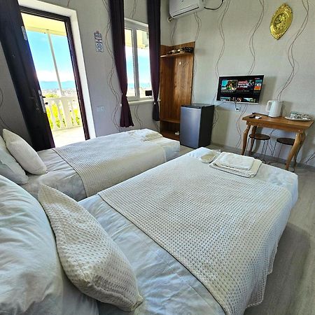 Hilltop Guest House Kutaisi Exterior photo
